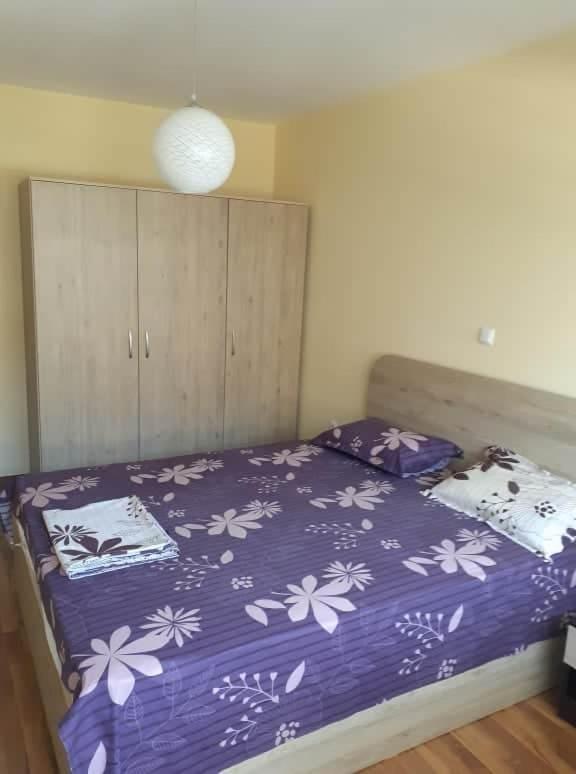 Cozy Apartament Naydenov Apartment Burgas Exterior photo